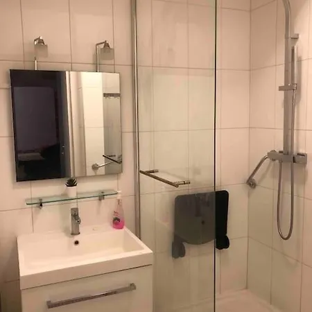 Grand Appartement Proche Metro Paris Exterior foto